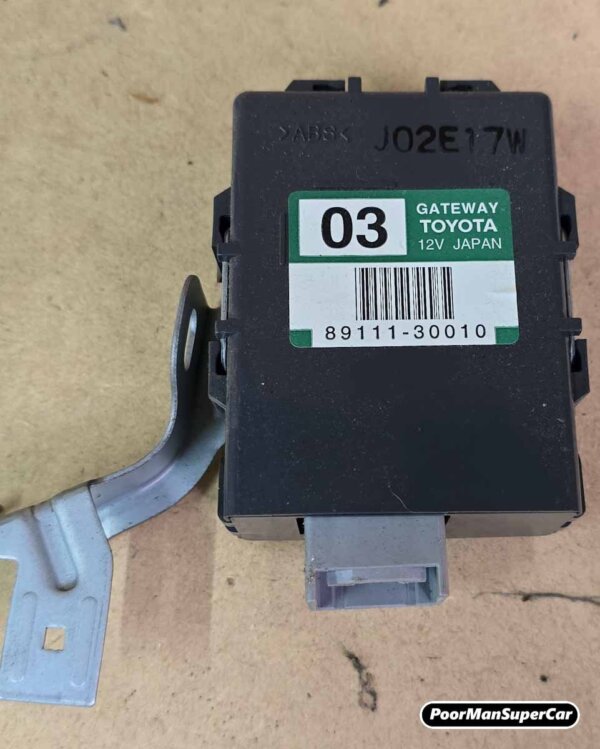 Lexus GS300 GS400 GS430 Network Gateway Control Module ECU OEM 89111-30010 (1997-2005) - Used