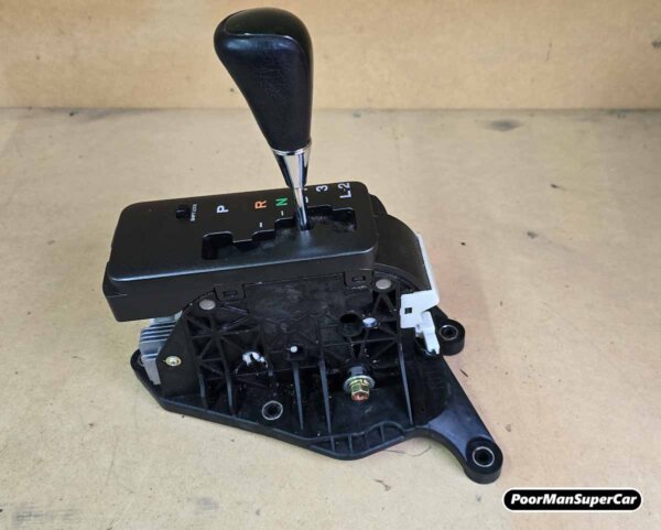 Lexus GS300 GS400 GS430 Gear Shifter OEM 33521-30280 (1997-2005) - Used - Image 2