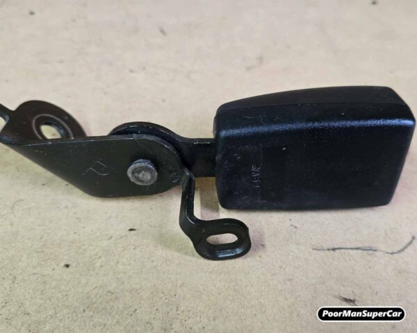 Lexus GS300 GS430 Rear Driver's Side Black Seat Belt Buckle OEM (1997-2005) - Used - Image 2