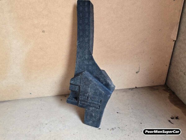 Lexus GS300 GS400 GS430 Seal Foam Front Fender to Cowl Side No.2 LH (1997-2005) - OEM Part 53869-30020 - Used - Image 3